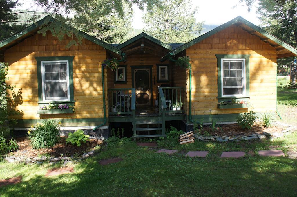 Fairmont Mountain Bungalows Fairmont Hot Springs Camera foto