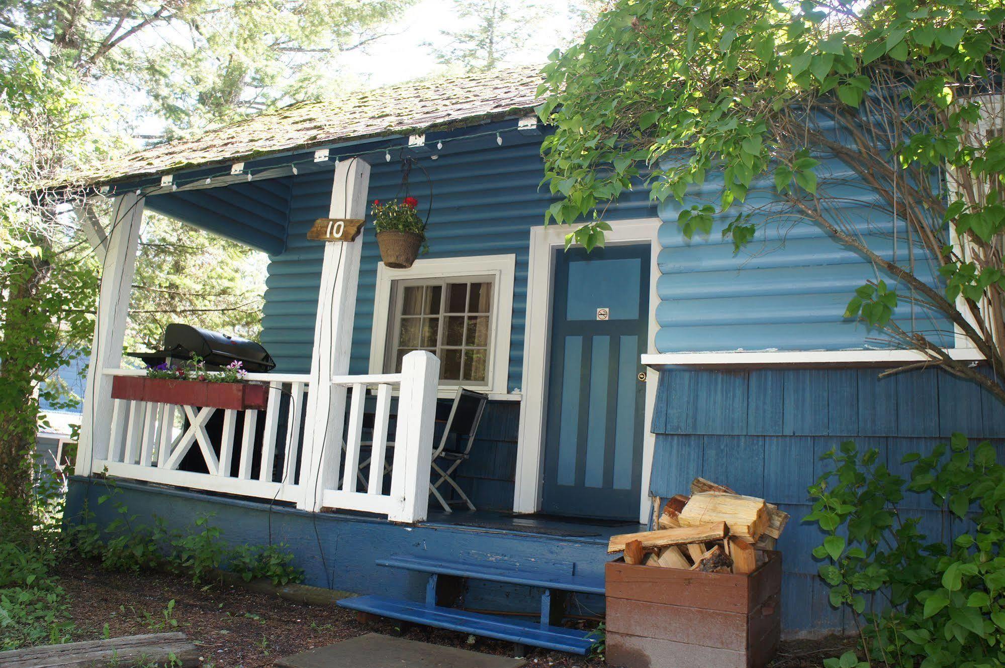 Fairmont Mountain Bungalows Fairmont Hot Springs Esterno foto
