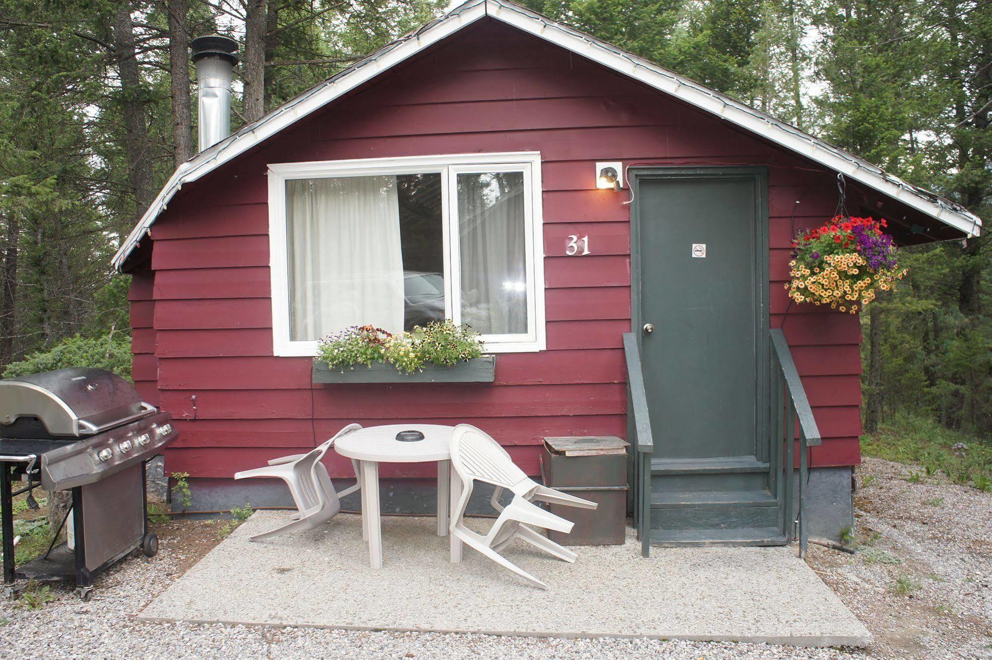 Fairmont Mountain Bungalows Fairmont Hot Springs Esterno foto